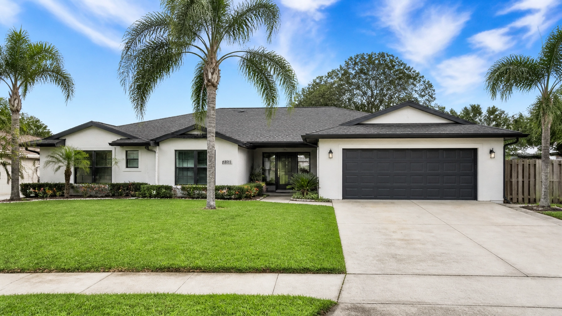 The Ultimate Guide to Getting Insurance to Pay for Your New Roof in Orlando: Everything You Need to Succeed