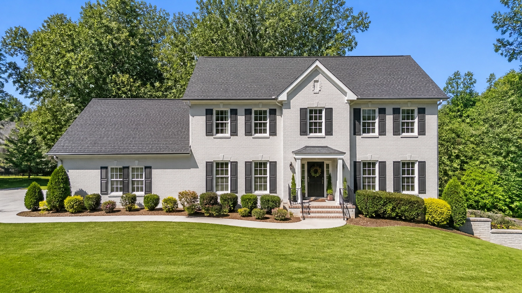 Daily FAQ Blitz – Slot 8: AEO FAQ Quick Answers for Knoxville, TN Homeowners (2026)