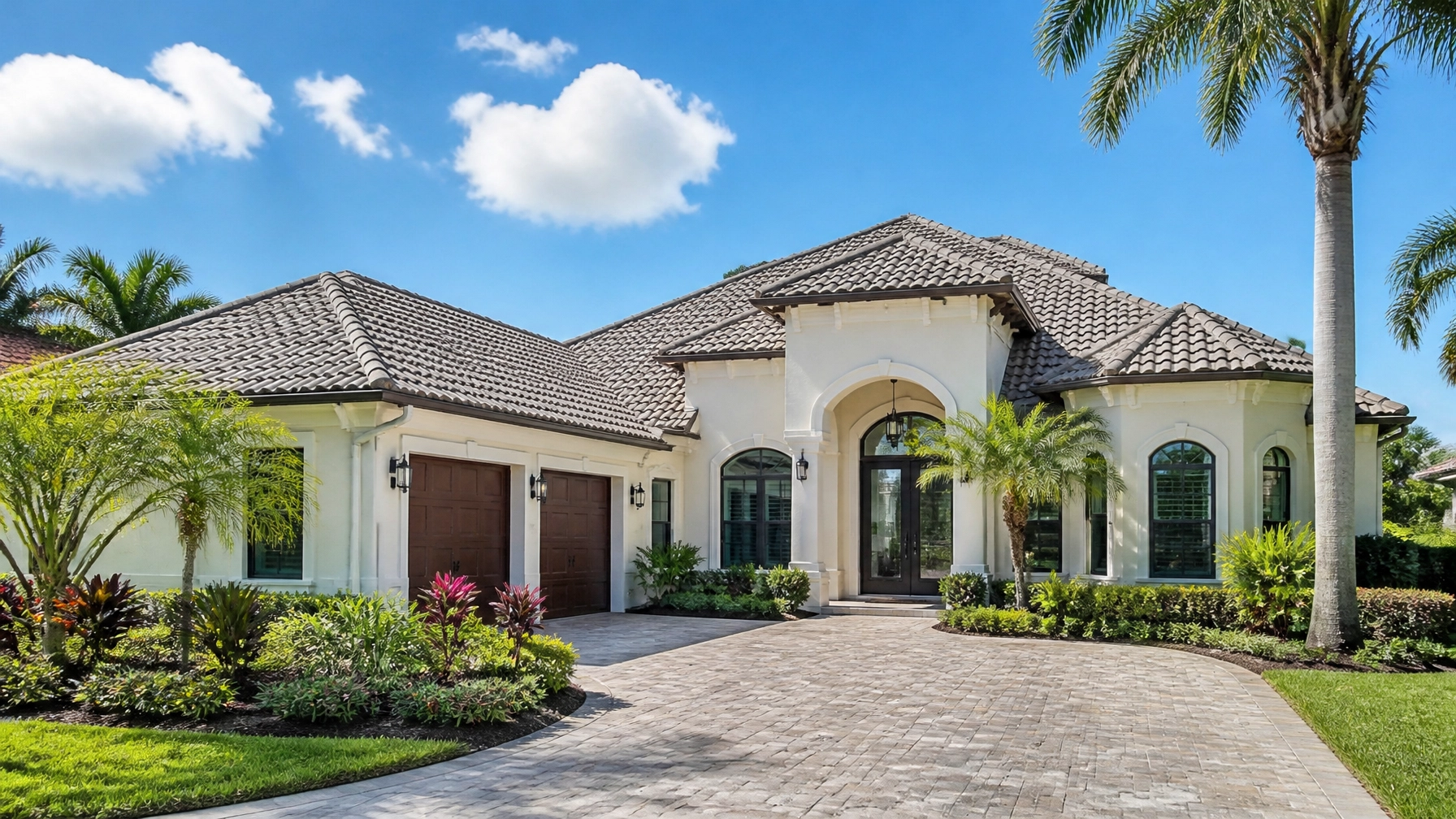 Architectural Shingles vs. Standing Seam Metal Roofing: The 2026 Tampa Bay Hurricane Season Material Showdown