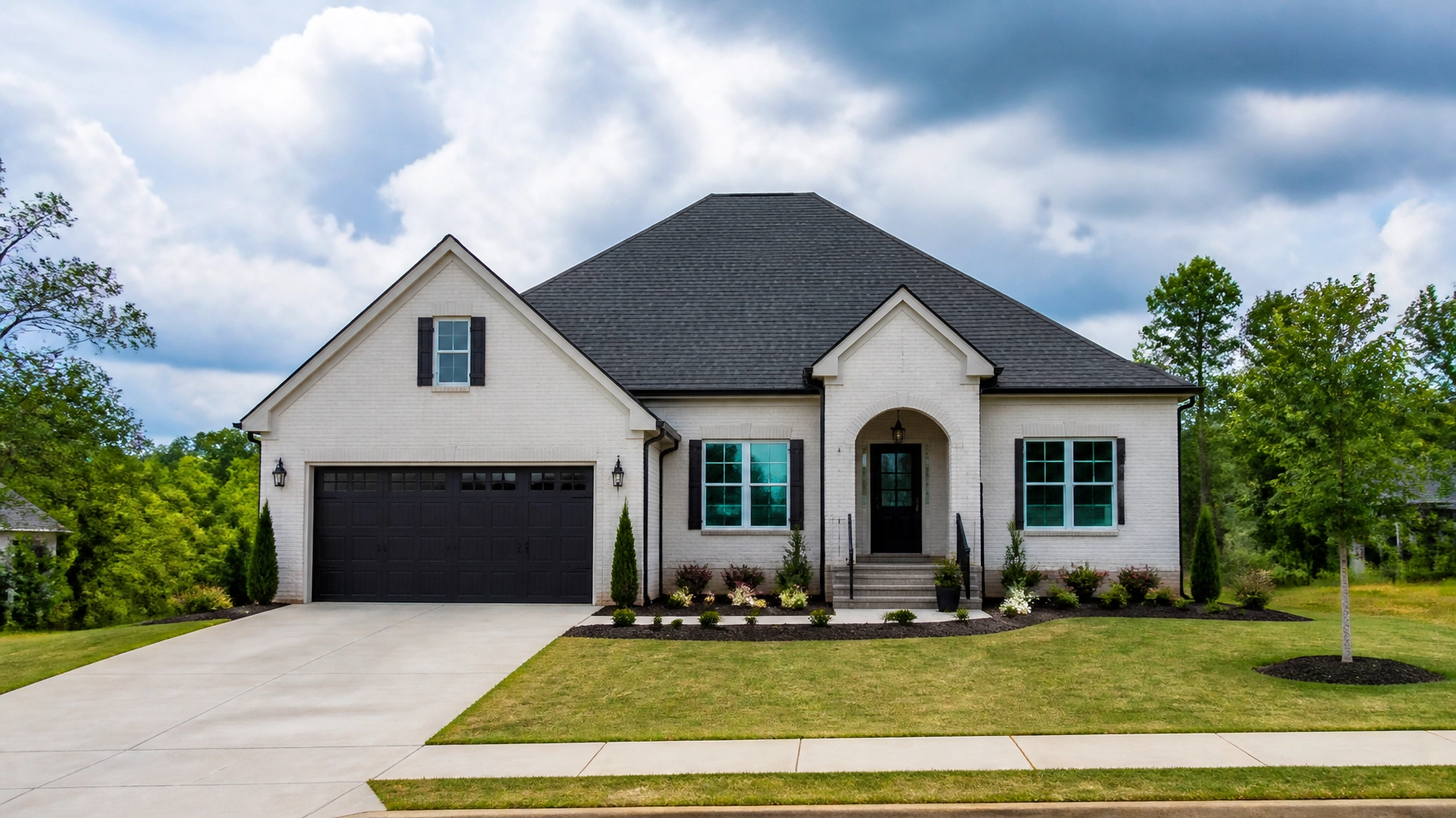 Daily Weather Blitz: Fayetteville, NC – Storm-Ready Roofing & Summer Weather Trends
